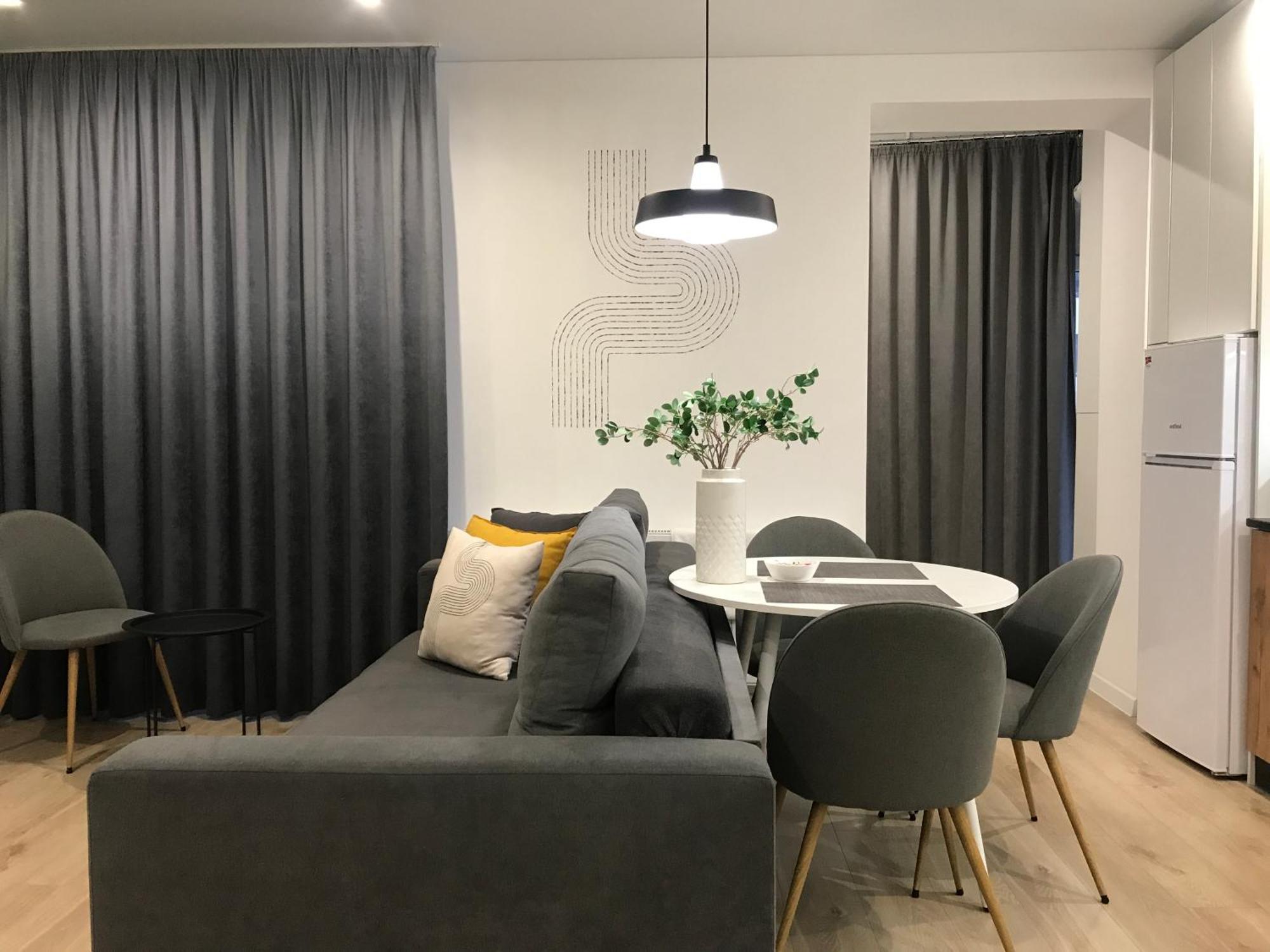Modern Studio City Center Дуже Тепло! Netflix Khmel'nyts'kyy Luaran gambar