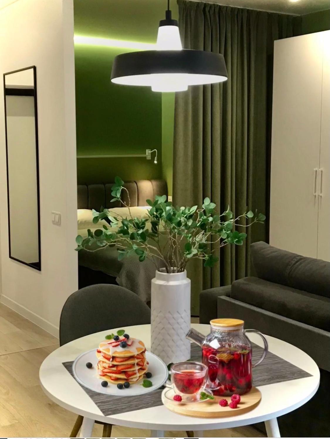 Modern Studio City Center Дуже Тепло! Netflix Khmel'nyts'kyy Luaran gambar